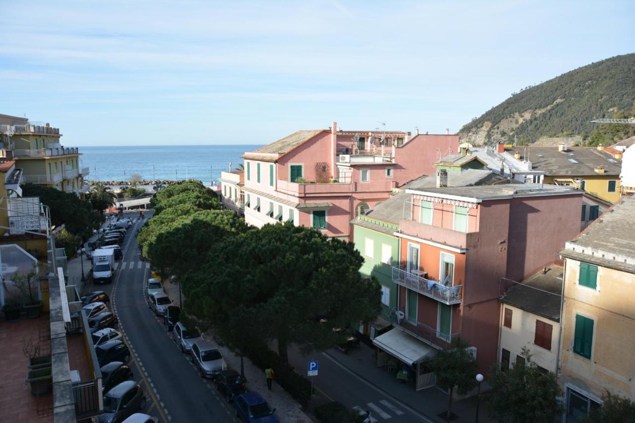 Casa Del Pescatore Lägenhet Moneglia Exteriör bild